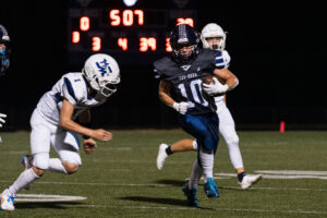 Clay-Battelle falls to Weirton Madonna, Maddox Bowen throws for 231 yards